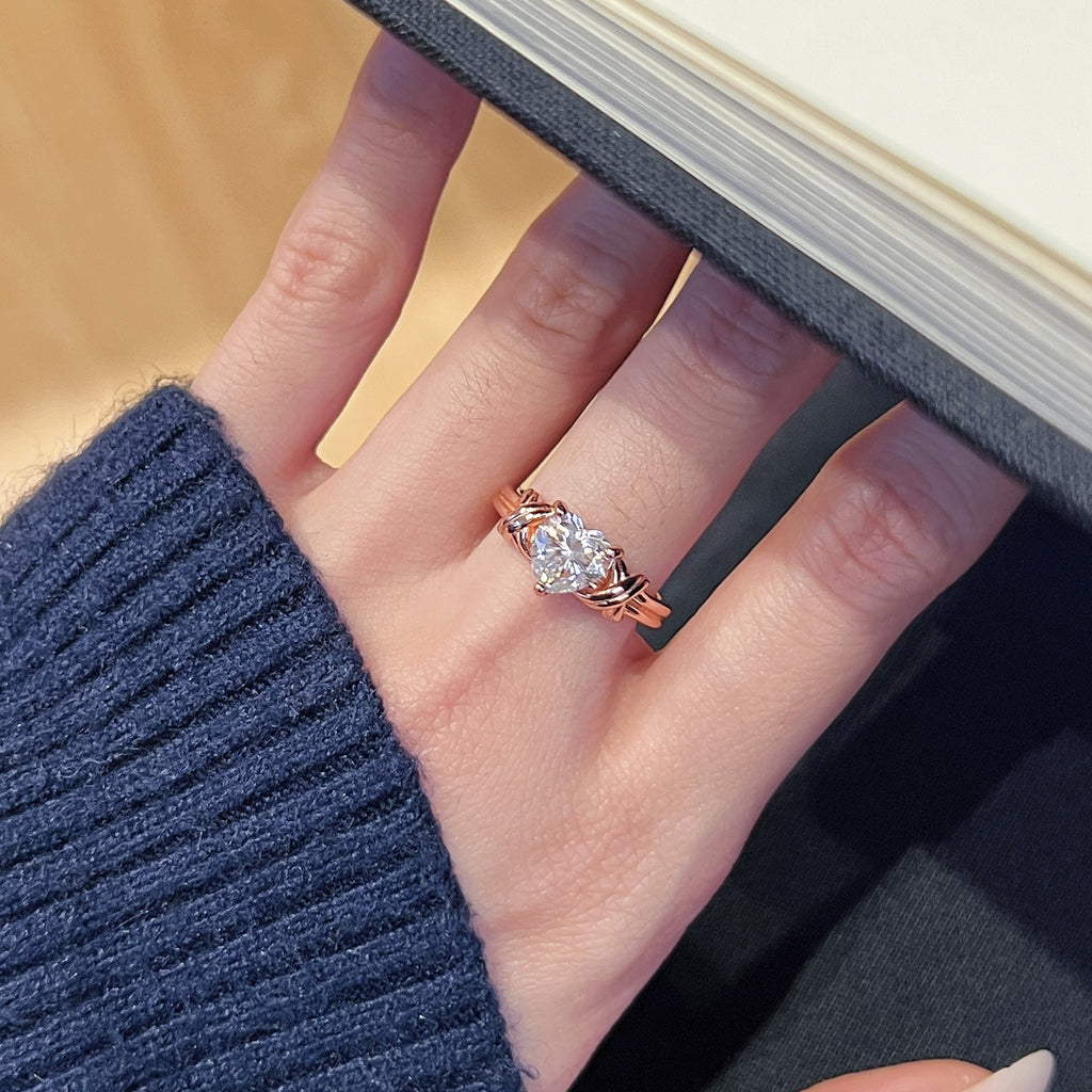 Intertwined Heart Rose Gold Ring - ZORVA JEWELRY