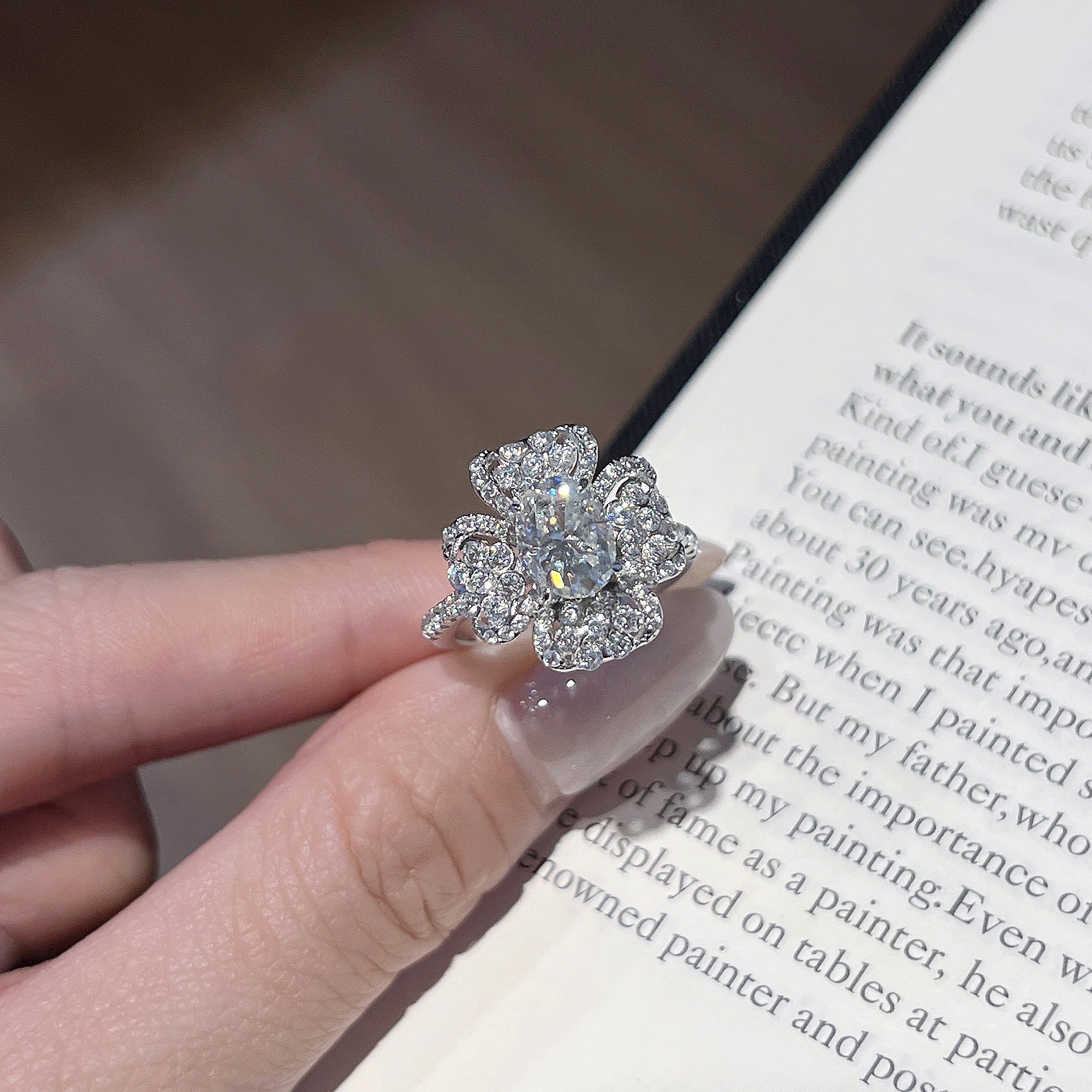 Four-Leaf Flower Oval Diamond Ring- ZORVA JEWELRY