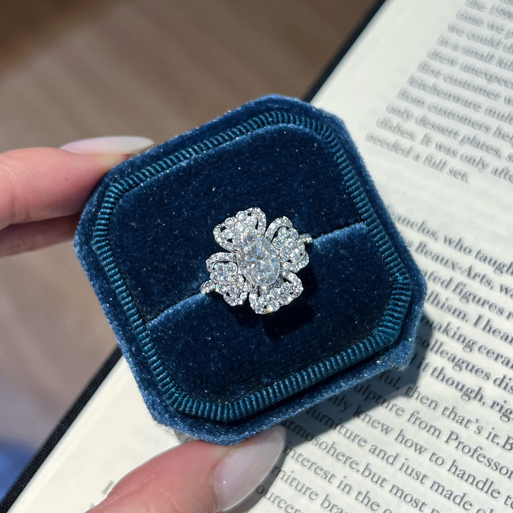 Four-Leaf Flower Oval Diamond Ring- ZORVA JEWELRY