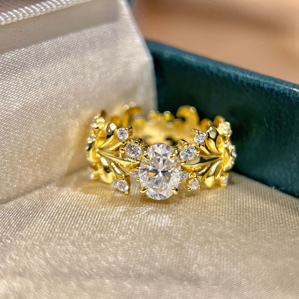 Wild Vine Oval Diamond Ring - ZORVA JEWELRY